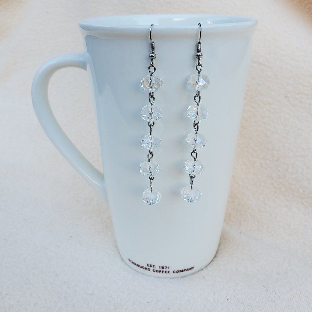 NWOT crystal/gem dangling earrings